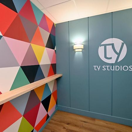 Ty Studios Hyper Centre Ville Брест Екстериор снимка