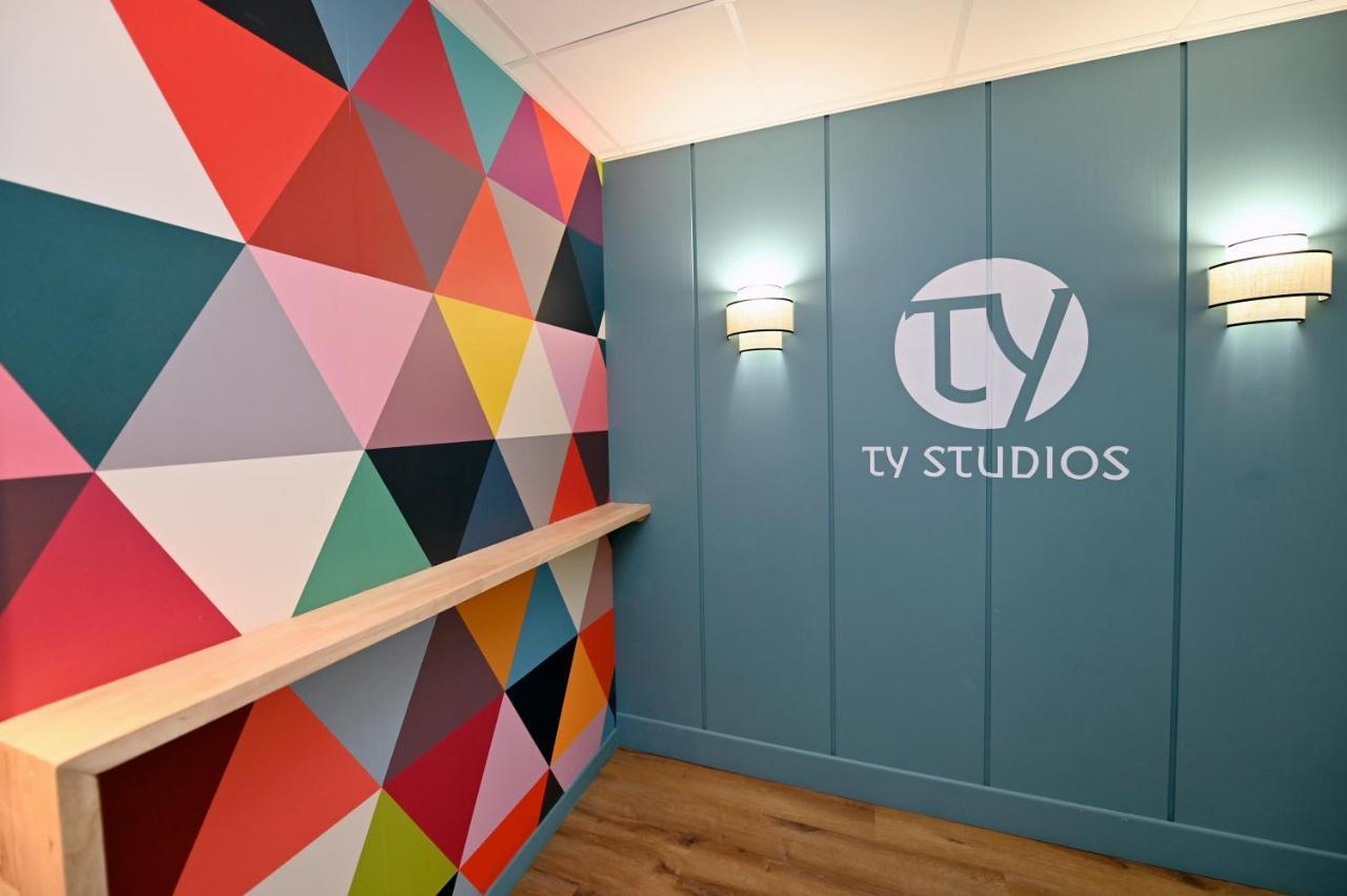 Ty Studios Hyper Centre Ville Брест Екстериор снимка
